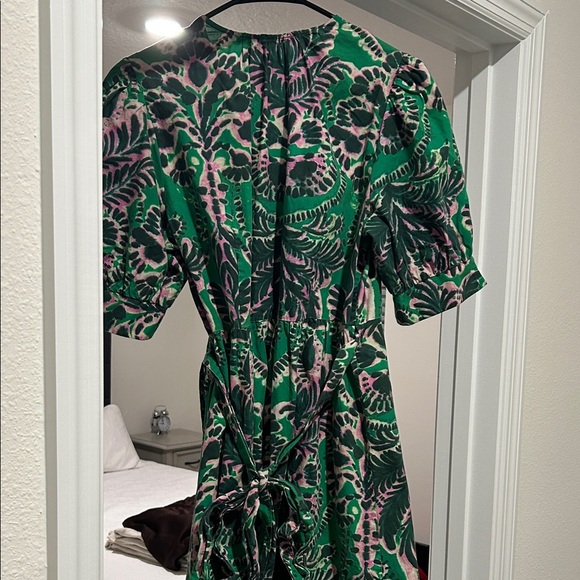 Marie Oliver Vibrant Green and Pink Patterned Midi Dress - Picture 7 of 10
